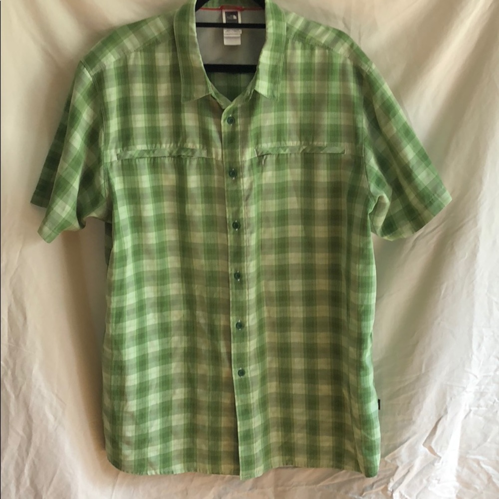 THE NORTH FACE green plaid camping shirt